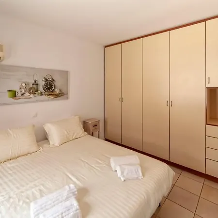 Karena Seaview Villa *